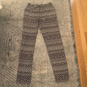 DVF flowy elastic waist pants. Perfect for tropical vacation.